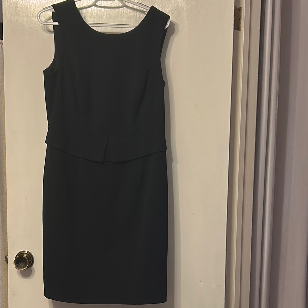 Elegant Black Sleeveless Dress
